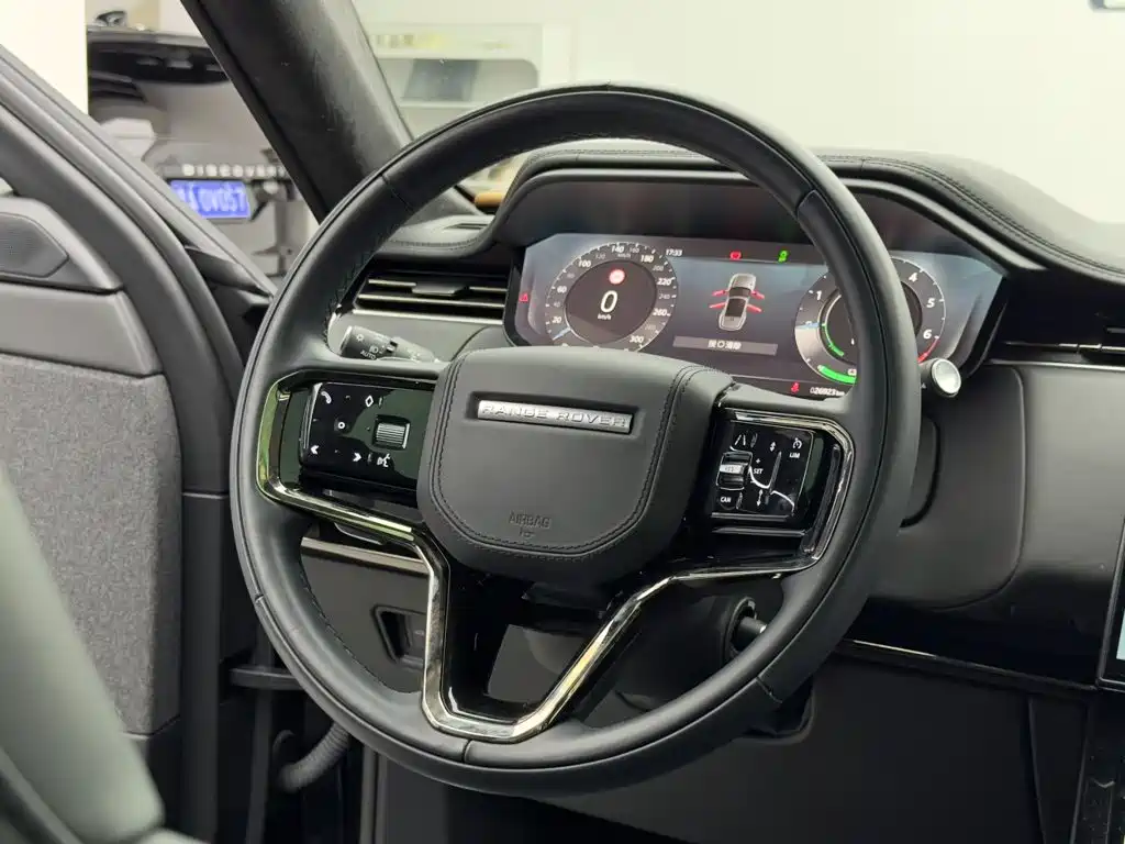 Land Rover Sport PHEV — миниатюра 12