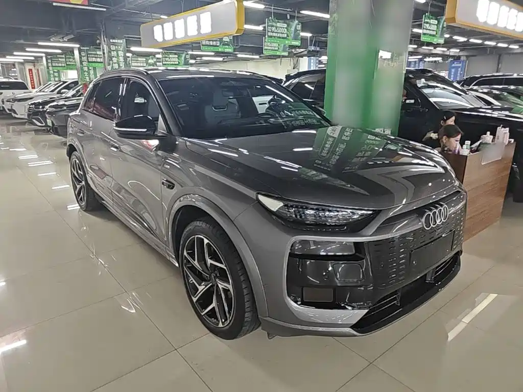 Audi Q6L e-tron — миниатюра 4