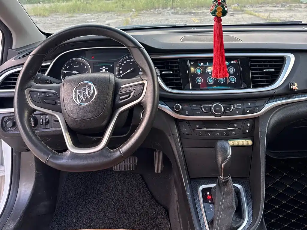 Buick Excelle — миниатюра 10