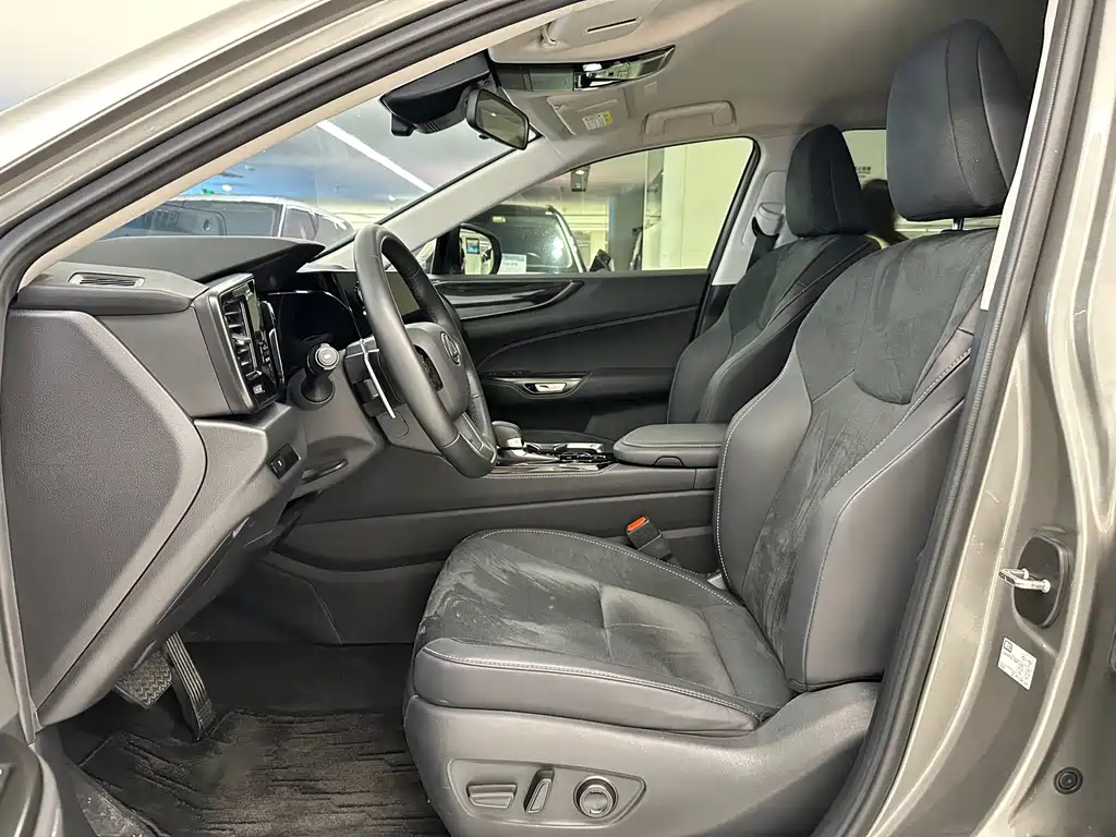 Lexus NX — миниатюра 9