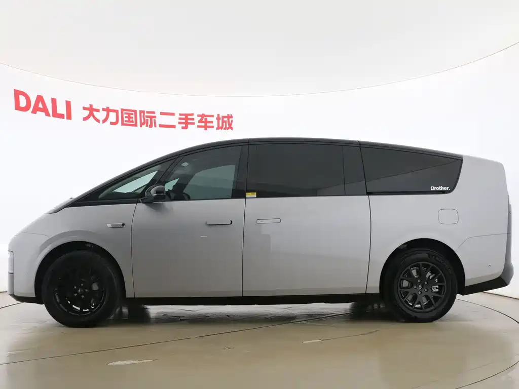 Li Auto Li MEGA — миниатюра 5