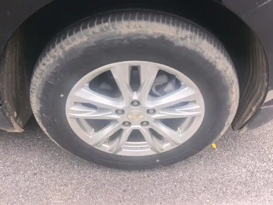 Chevrolet Equinox — миниатюра 6
