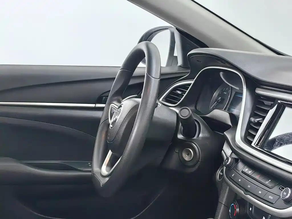 Buick Excelle — миниатюра 22