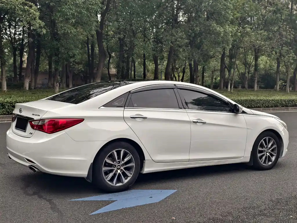 Hyundai Sonata — миниатюра 7