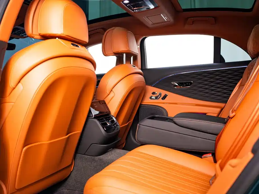 Bentley Flying Spur — миниатюра 11