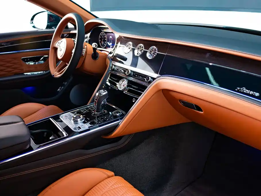 Bentley Flying Spur — миниатюра 14