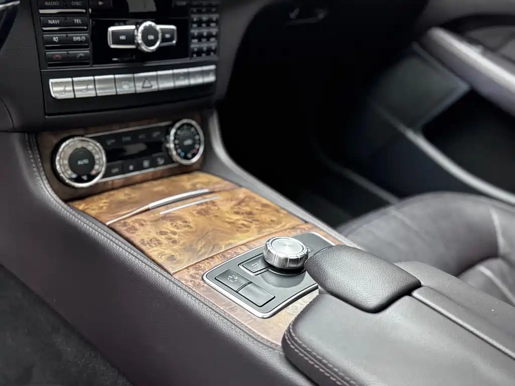 Mercedes-Benz CLS — миниатюра 10