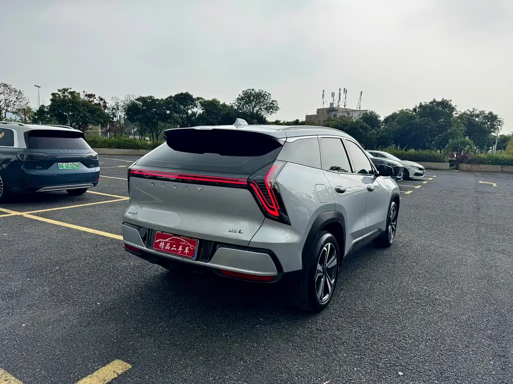 Geely Boyue L — миниатюра 5