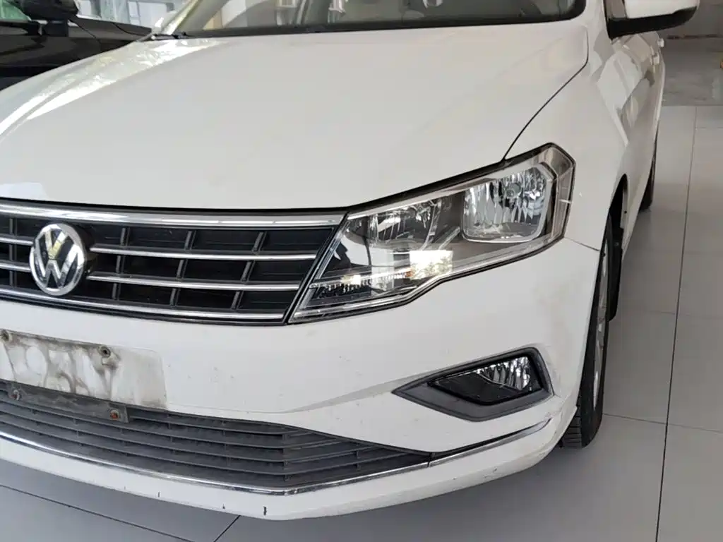 Volkswagen Jetta — миниатюра 24