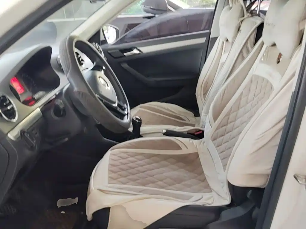 Volkswagen Jetta — миниатюра 15