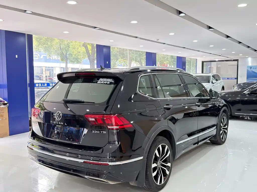 Volkswagen Tiguan L L 2021 330TSI AT R-Line