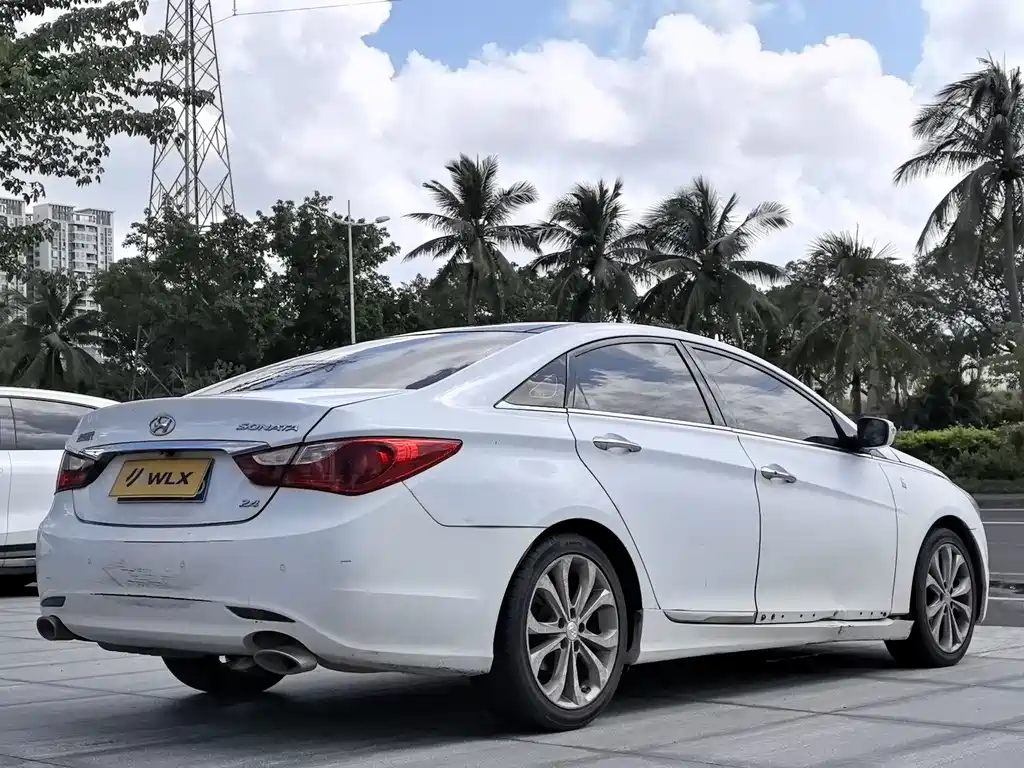 Hyundai Sonata — миниатюра 7