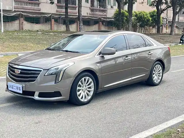 Cadillac XTS