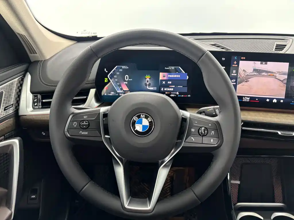 BMW X1 — миниатюра 13