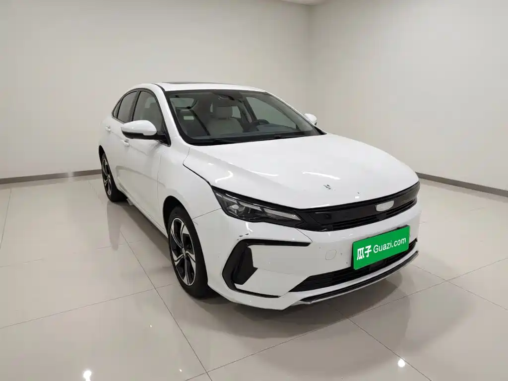 Geely L HiP — миниатюра 3