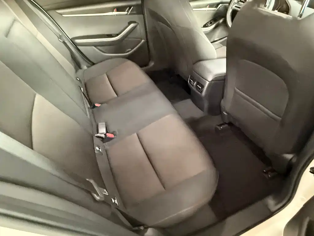 Mazda 3 Axela — миниатюра 9