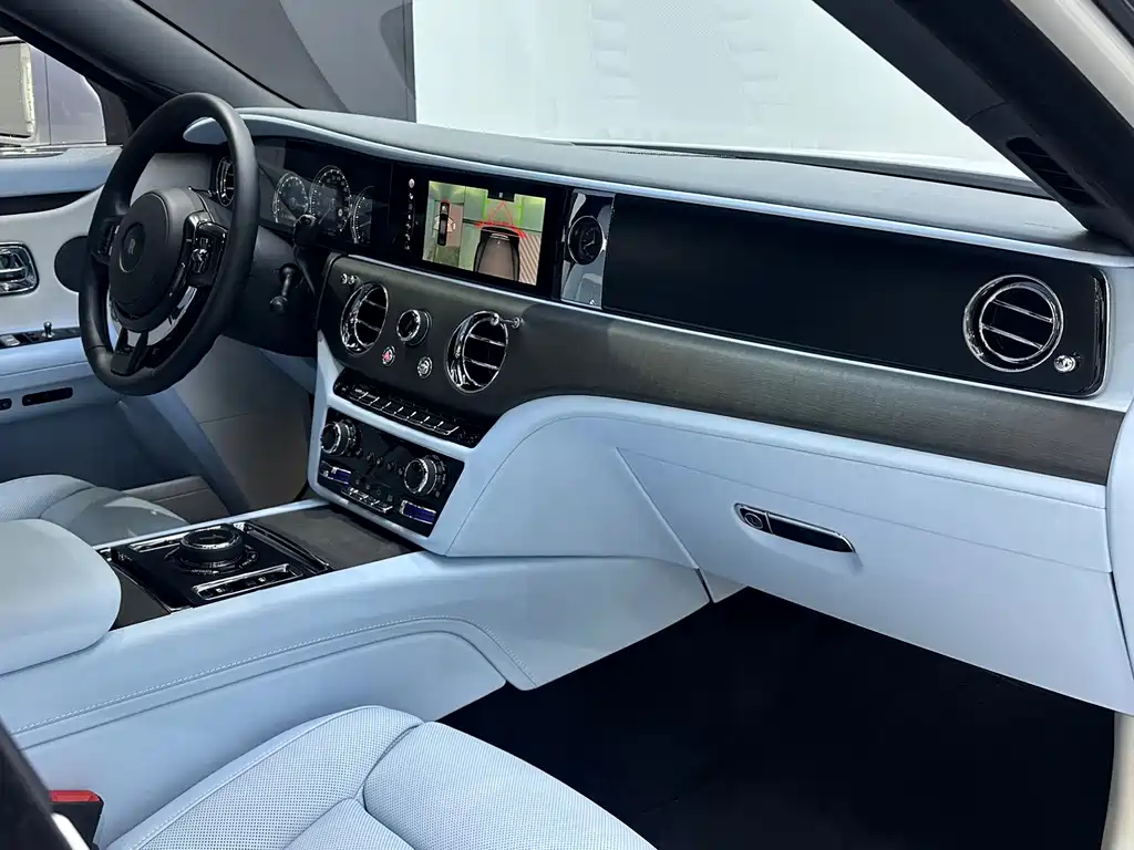 Rolls-Royce Ghost — миниатюра 22
