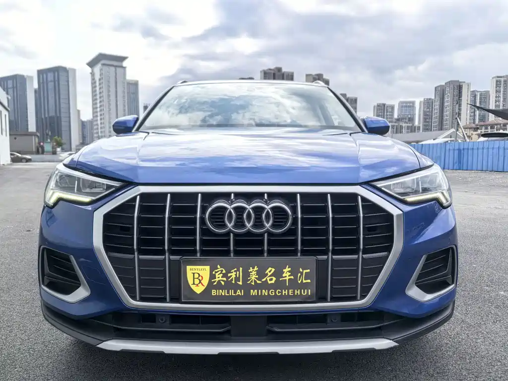 Audi Q3 - фото 3