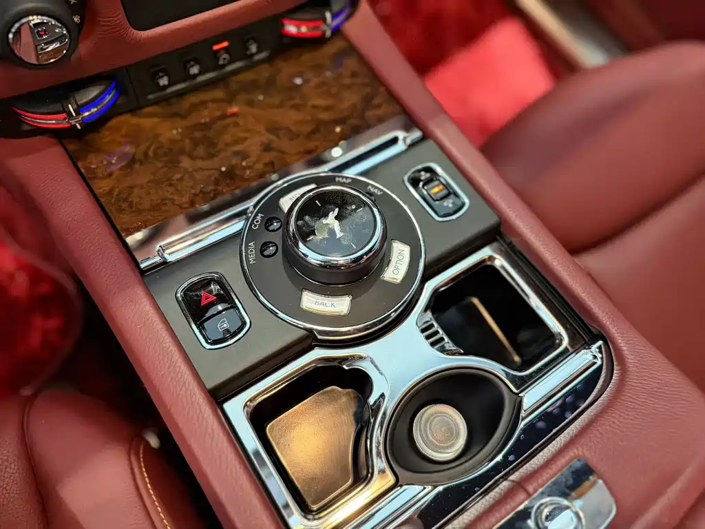 Rolls-Royce Ghost — миниатюра 6