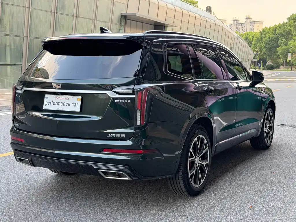 Cadillac XT6 — миниатюра 8