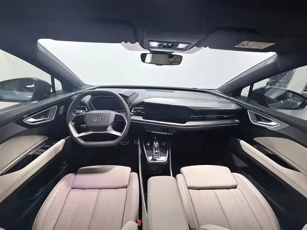 Audi Q4 e-tron 2022 40 e-tron