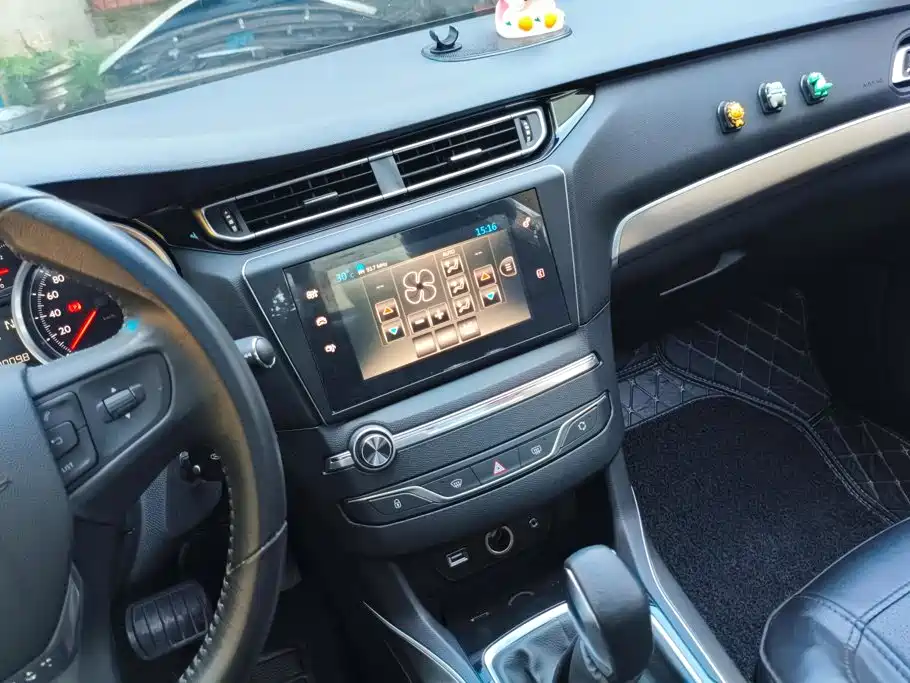 Peugeot 408 — миниатюра 13