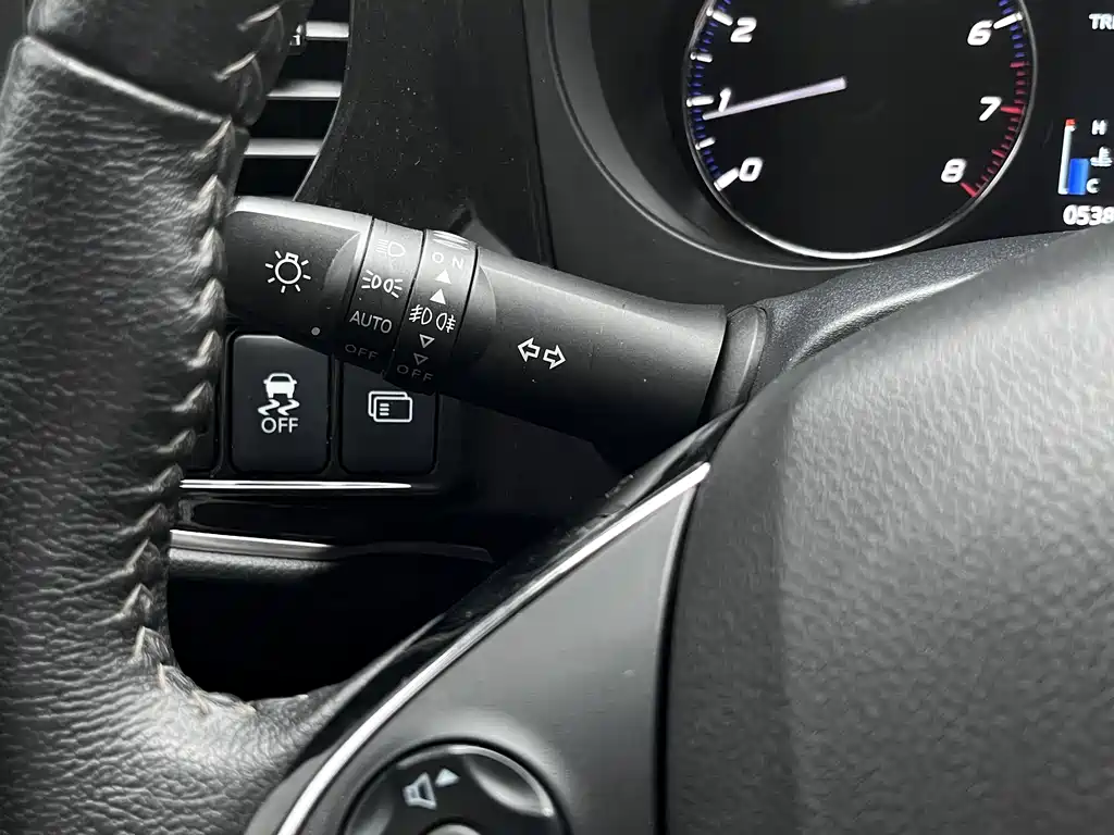 Mitsubishi Outlander — миниатюра 14