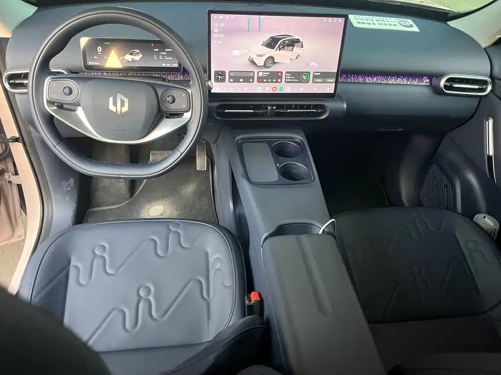 Leapmotor Leapmotor A10 — миниатюра 13