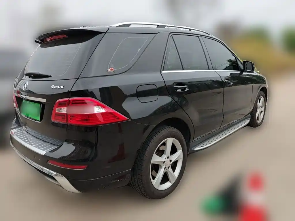Mercedes-Benz M-Class — миниатюра 8