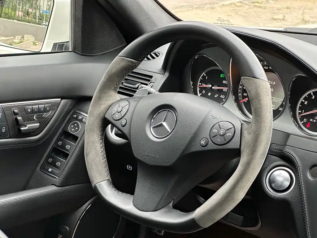 Mercedes-Benz C-Class A MG C AMG 2010 AMG C 63