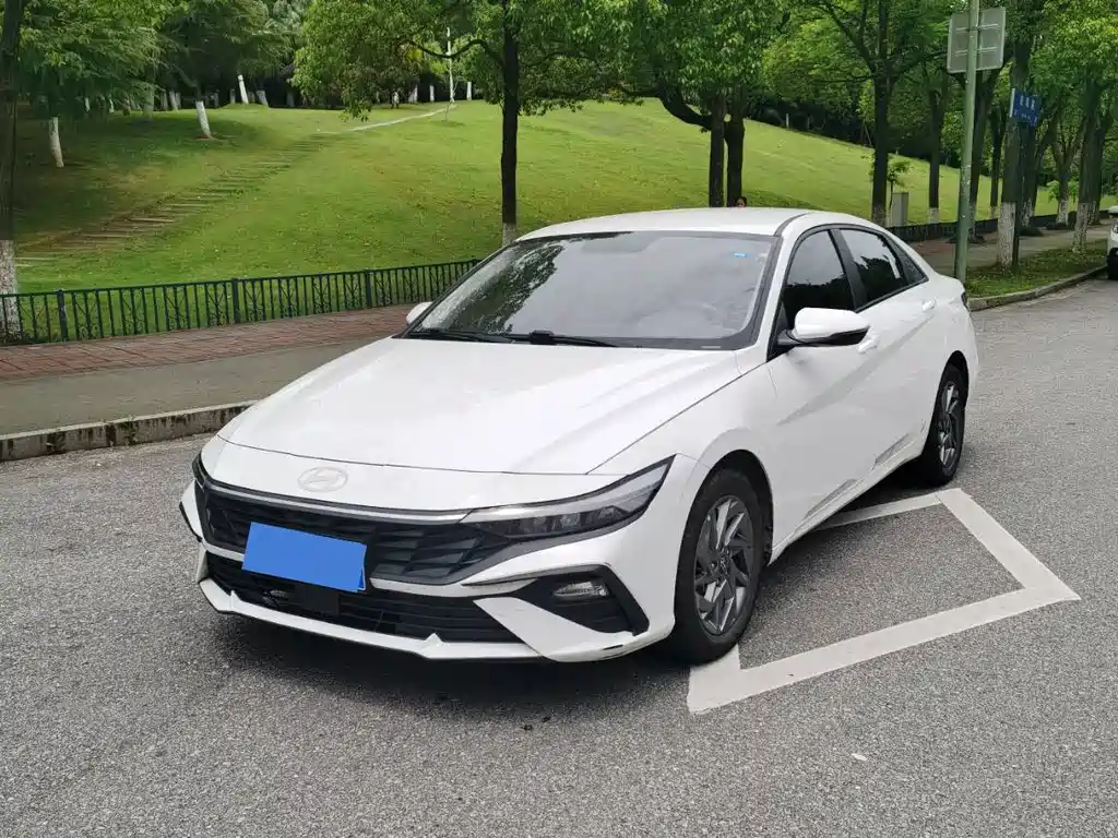 Hyundai Elantra 2022 1.5L CVT GLS Lead