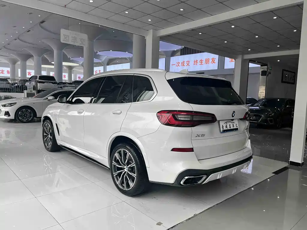 BMW X5 2019 xDrive40i M Sport
