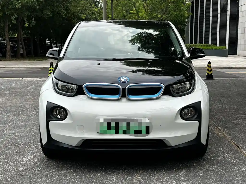 BMW i3 (Import) — миниатюра 2