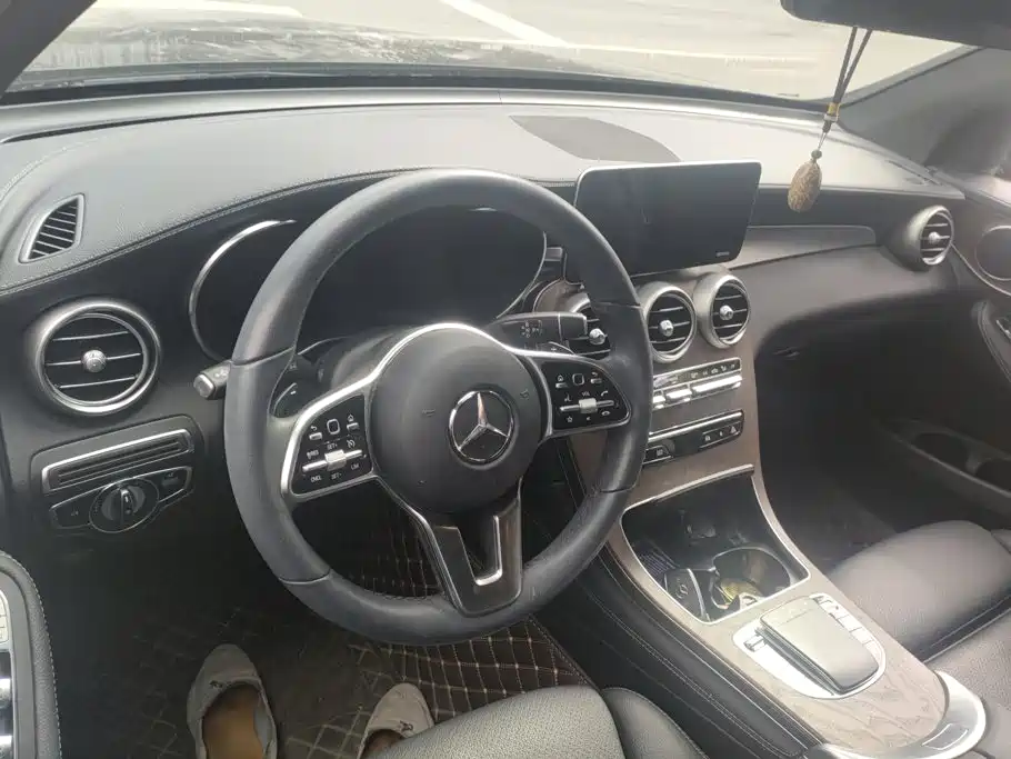 Mercedes-Benz GLC — миниатюра 12