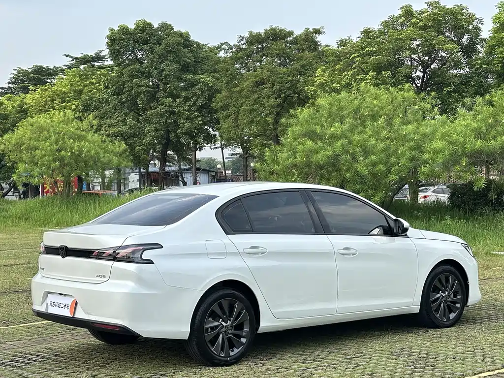 Peugeot 408 — миниатюра 9