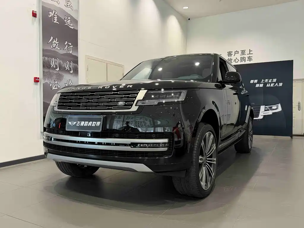 Land Rover Range Rover 2023 3.0 L6 400PS мест Long Wheelbase