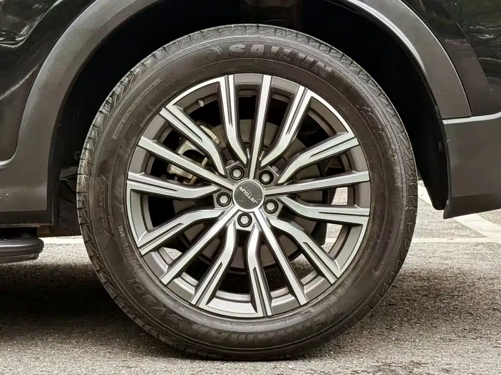 JETOUR X70 Pro 2023 1.5T DCT 5 мест