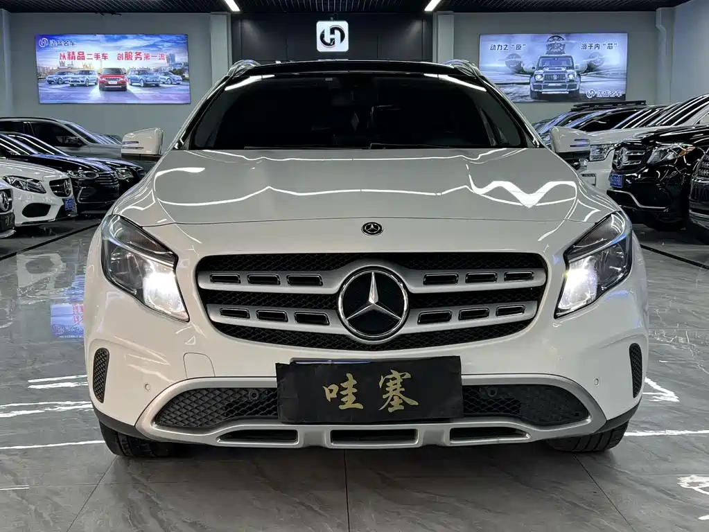 Mercedes-Benz GLA 2019