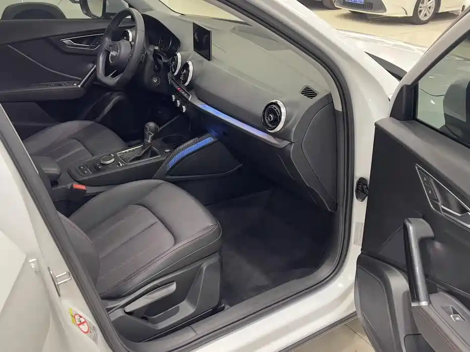 Audi Q2L — миниатюра 9