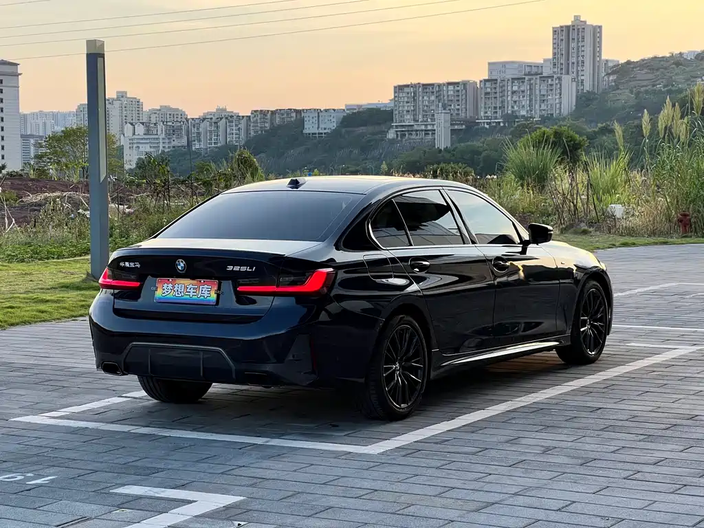 BMW 3 Series — миниатюра 7