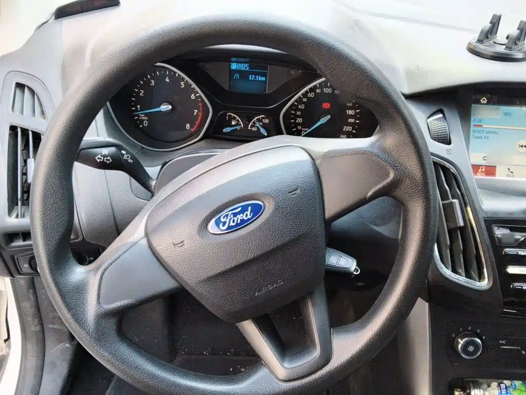 Ford Focus — миниатюра 11