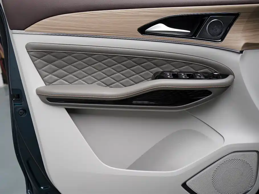 DONGFENG POPULAR YACHTS