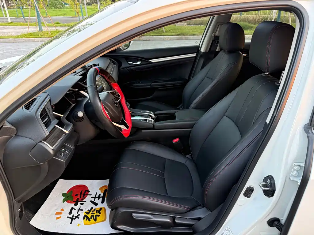 Honda Civic — миниатюра 10