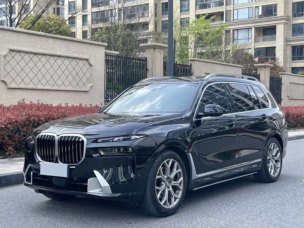 BMW X7 2024