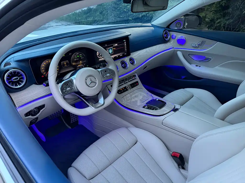 Mercedes-Benz E-Class (Import) — миниатюра 8