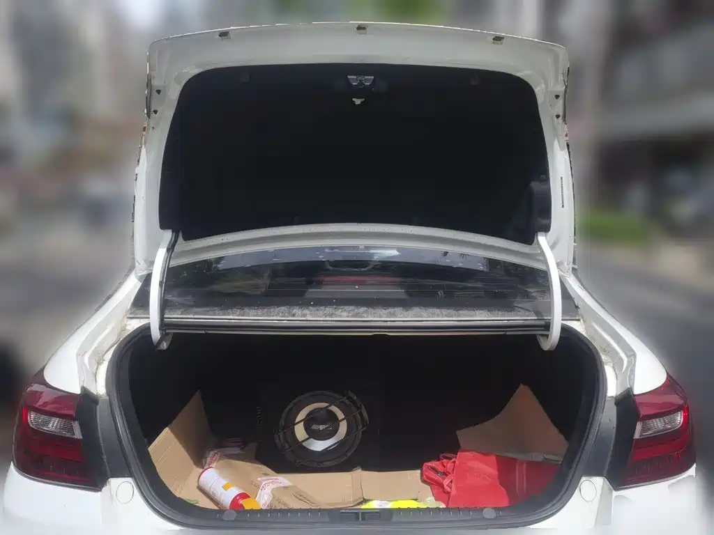 Geely Vision — миниатюра 15