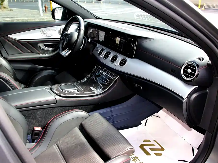 MERCEDES-BENZ E CLASS AMG