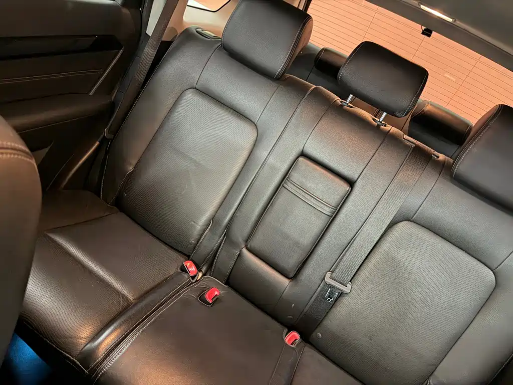 Chevrolet Captiva — миниатюра 9