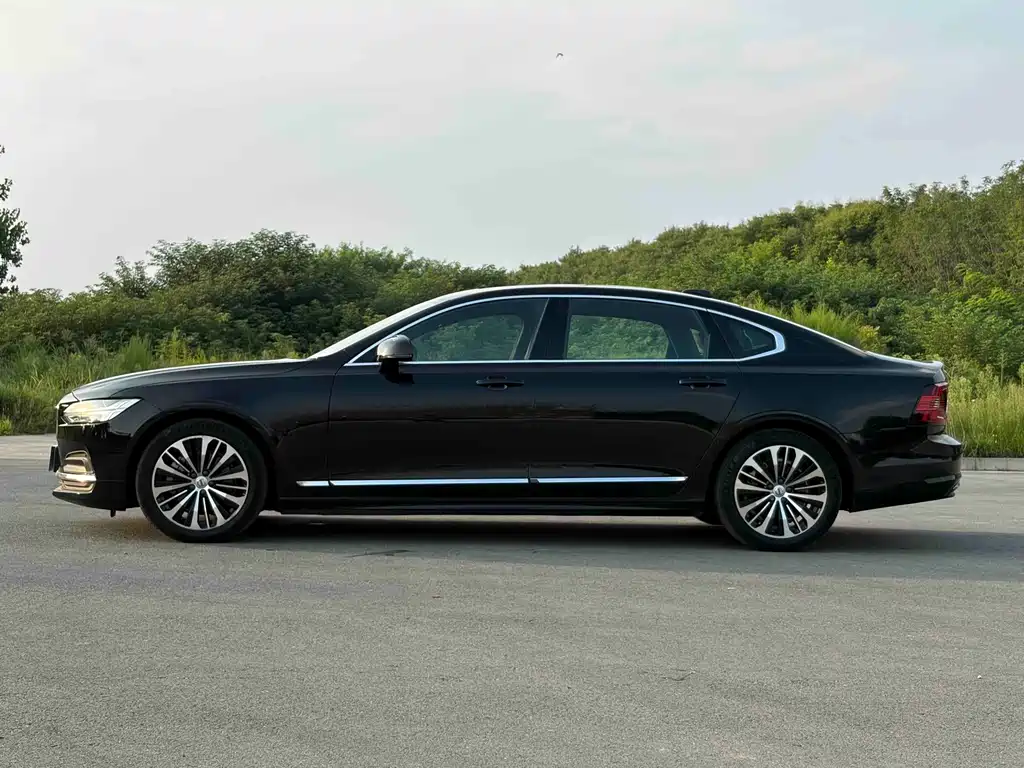 Volvo S90 — миниатюра 4