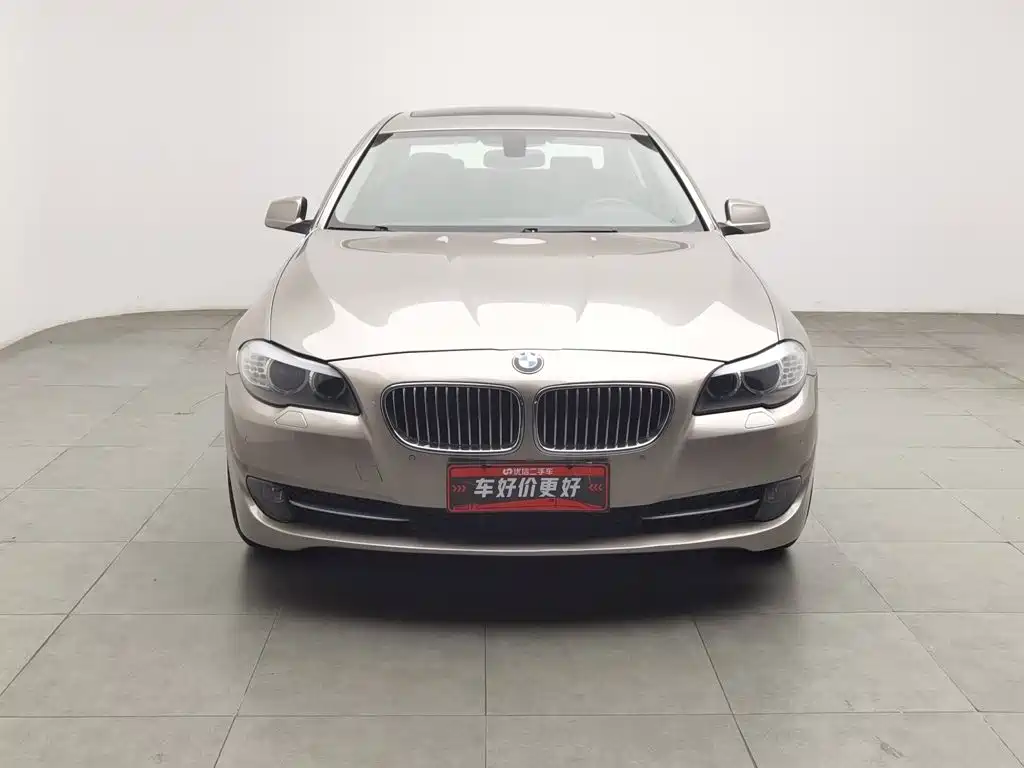 BMW 5 Series — миниатюра 3